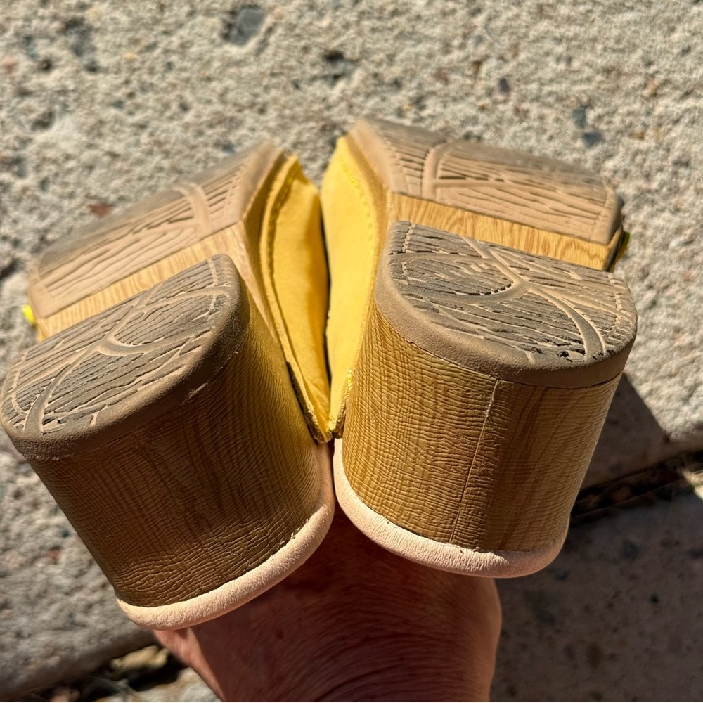 Dansko Giana Yellow Mules Comfortable Leather Sandals Women’s Size 38EU - Picture 6 of 9